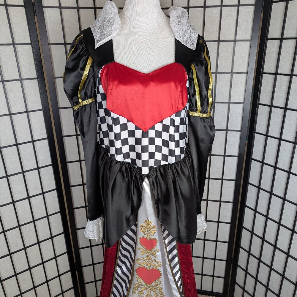 Women's Queen of Hearts (Alice in Wonderland) Costume Size 2X/XXL